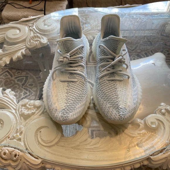 Yeezy cloud white size 10 - Picture 2 of 6